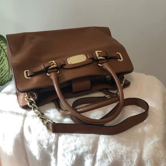 Michael Kors Hamilton Tote - Picture 3 of 9